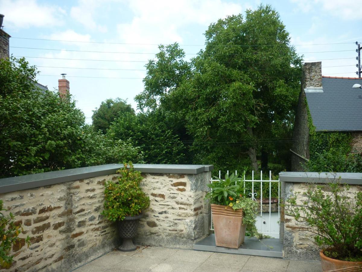 La Maison de Claire Val-Couesnon Extérieur photo